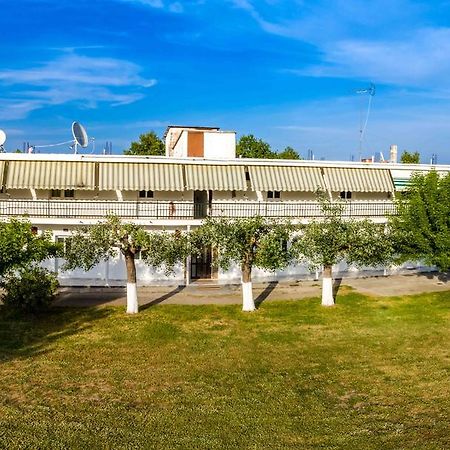 Michalos Apartments Paralia Skotinas Exterior foto