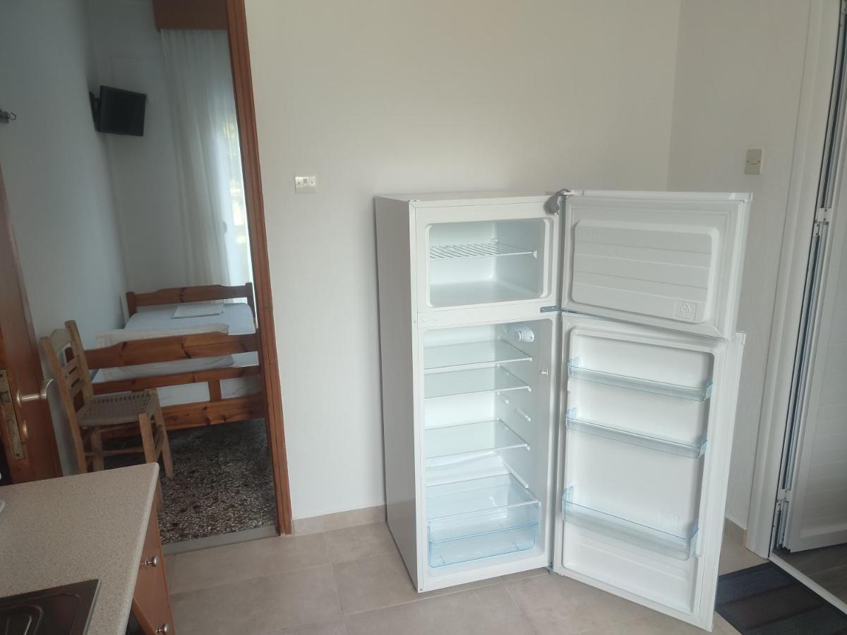 Michalos Apartments Paralia Skotinas Exterior foto