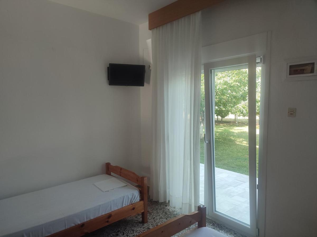Michalos Apartments Paralia Skotinas Exterior foto